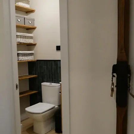 Arties Lodge Apartment Arties