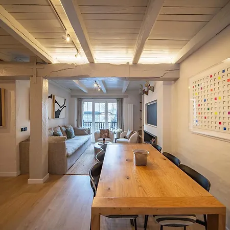 Apartament Arties Lodge *