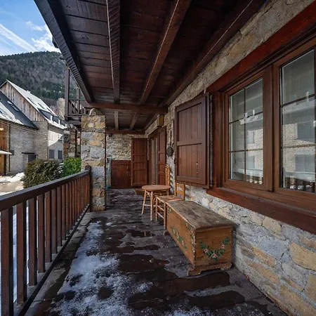 Arties Lodge Apartament Arties