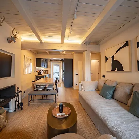 Apartament Arties Lodge *